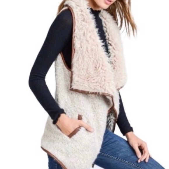 Anthropologie Love Tree Teddy Faux Fur Leather Vest - Picture 7 of 9